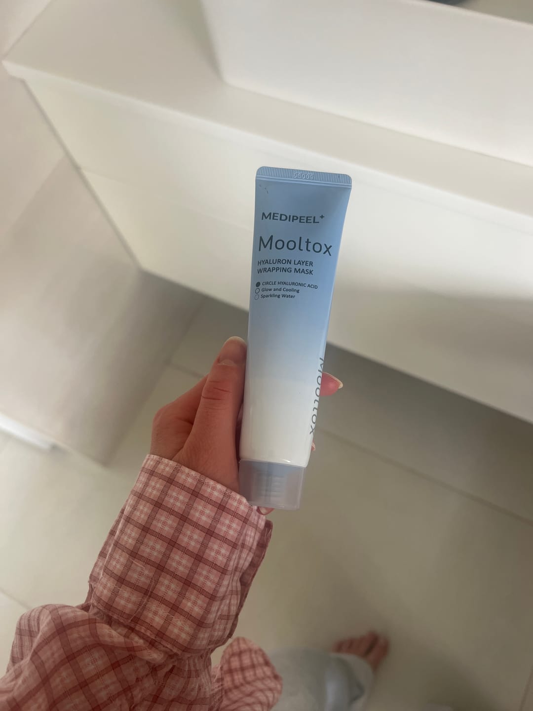 Customer photo review of Atvēsinoša maska-plēve ar liftinga efektu MEDI-PEEL Mooltox Hyaluron Layer Wrapping Mask