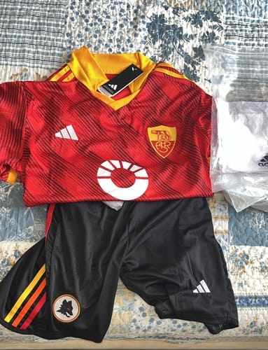 Customer photo review of MAGLIA ROMA SPECIAL 2024/25