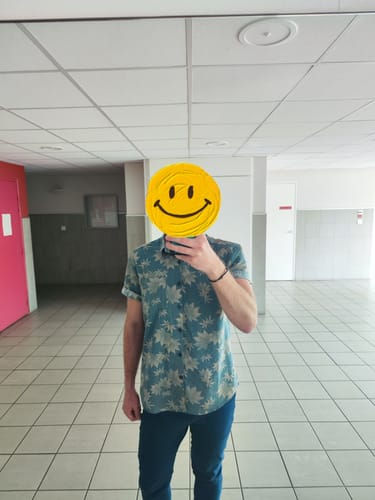 Customer photo review of Chemise d'été à manches courtes avec poche en coton et feuille d'érable pour hommes