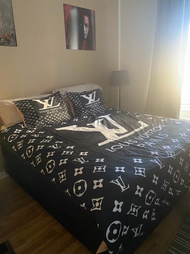 undefined review of Paris Logo in Black Background Louis Vuitton bed set image 1 out of 1