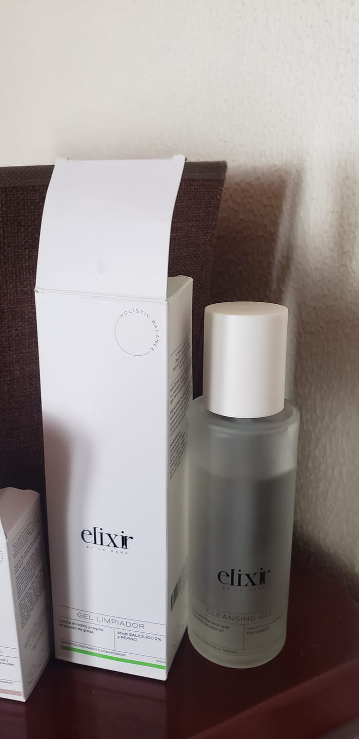 Customer photo review of Gel Limpiador Facial 150 ml
