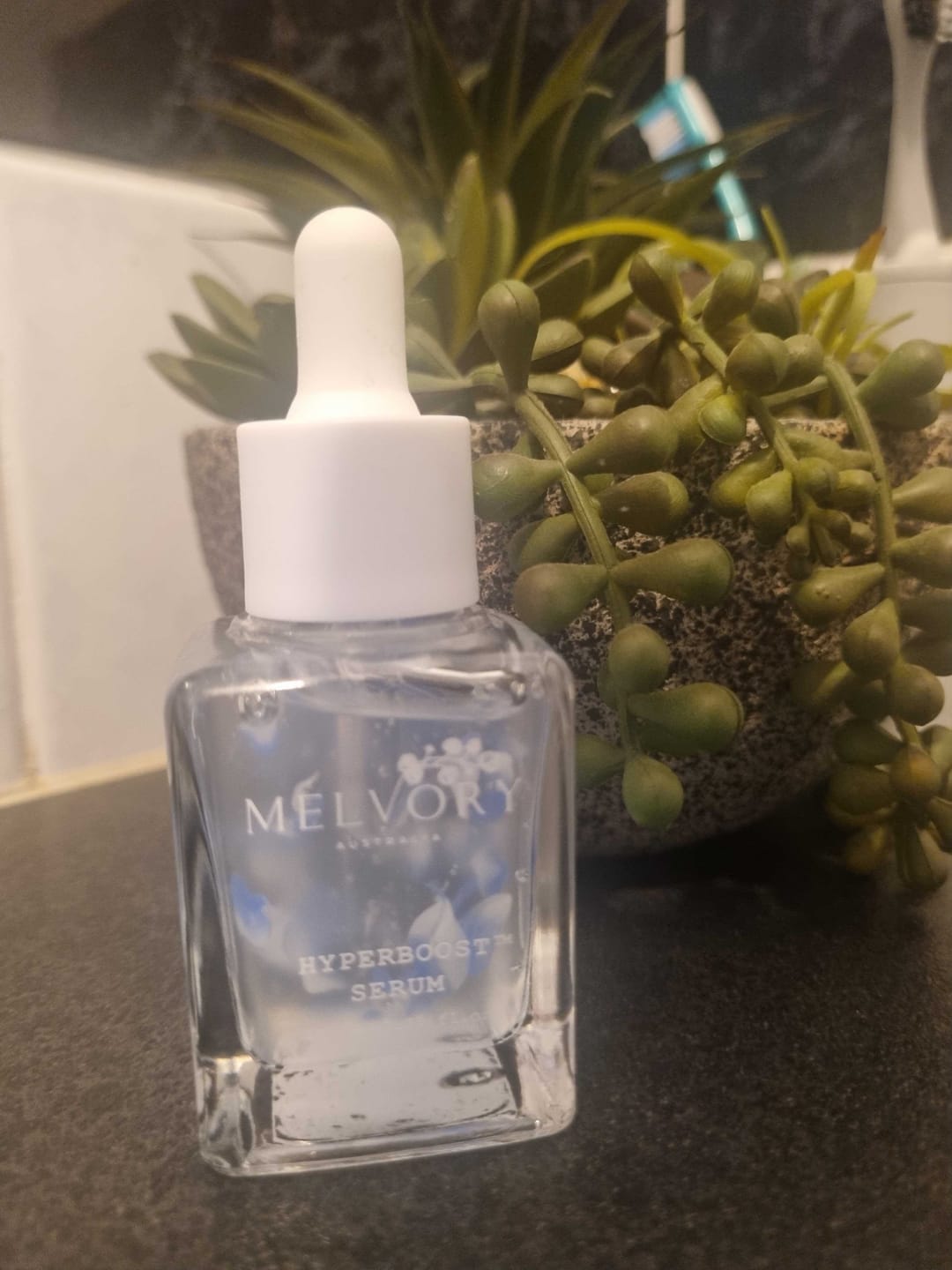 Customer photo review of Hyaluronic HyperBoost Serum