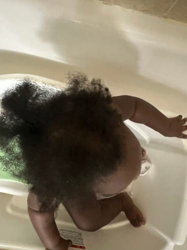 Customer photo review of Moroccan Mint Hair Growth Shampoo & Conditioner Bundles | 8oz and 12oz