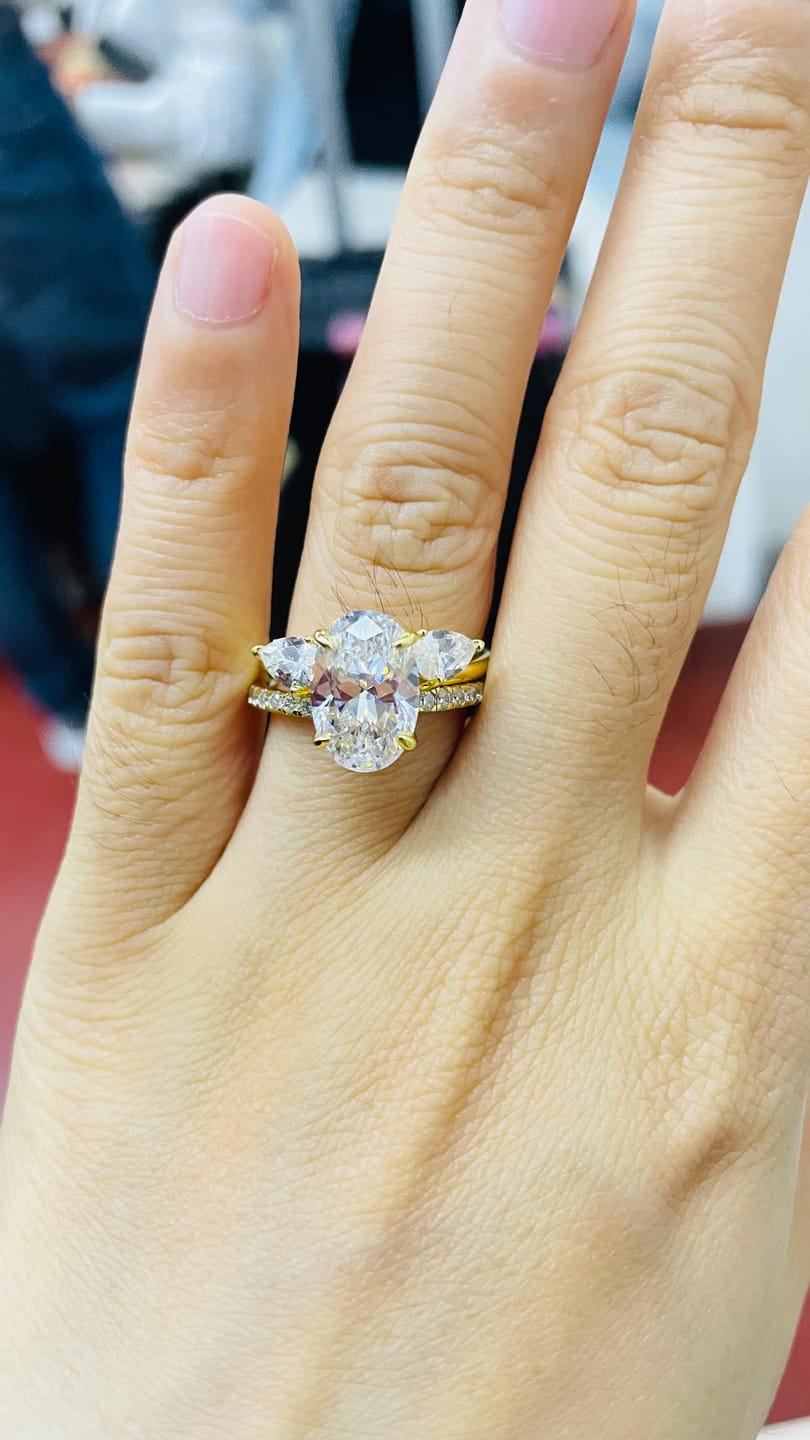 Customer photo review of S925 Unique 4.0Ct Oval Cut Insert Wedding Ring Set For Women In Sterling Silver