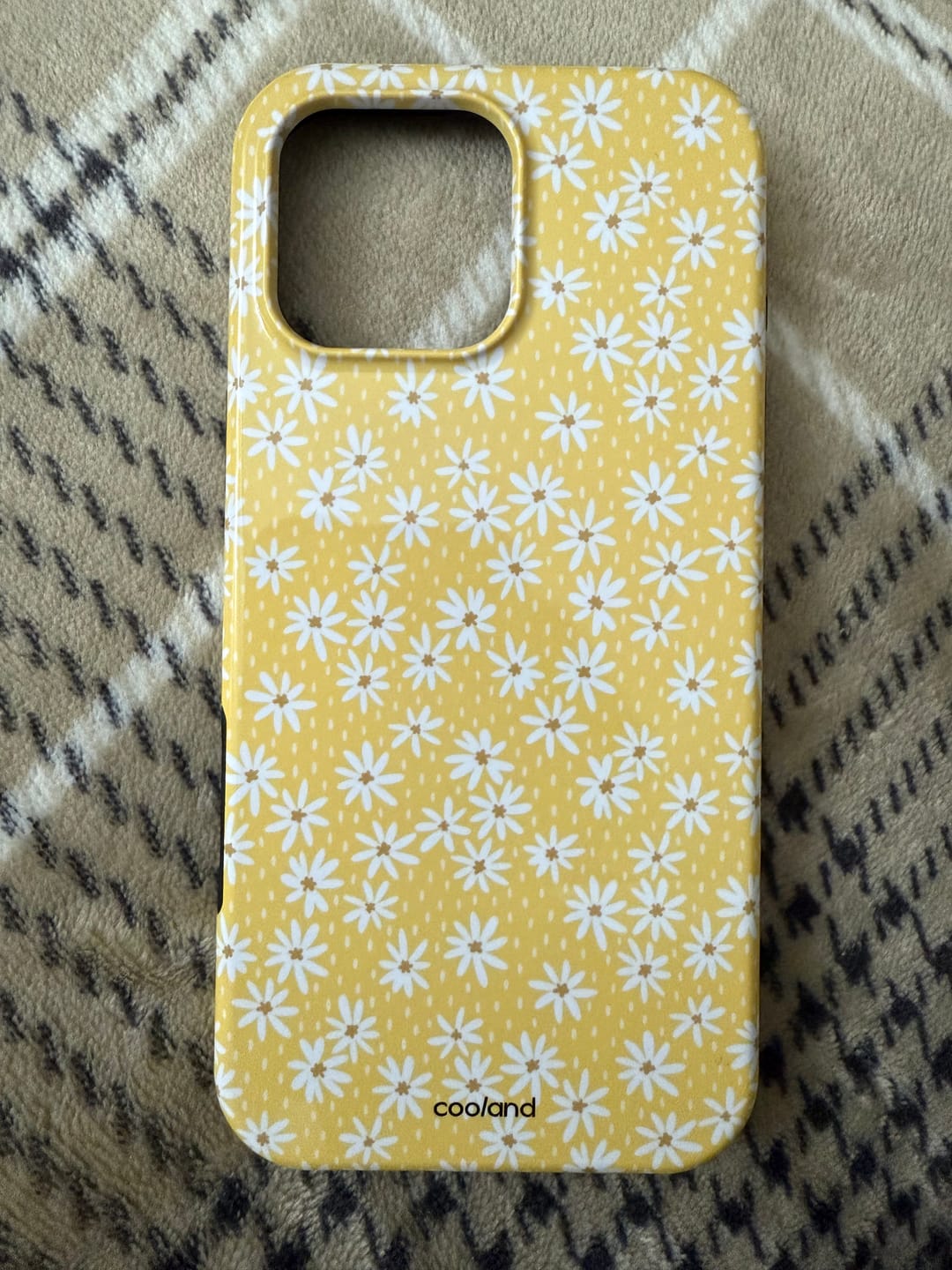 Customer photo review of Lush Yellow