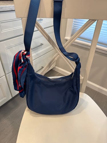 Customer photo review of LUNA | Navy