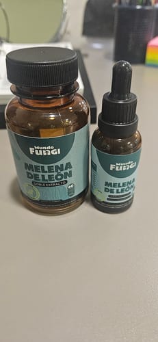 Customer photo review of Melena de León Cápsulas + Gotas - Extracto Ultra Concentrado