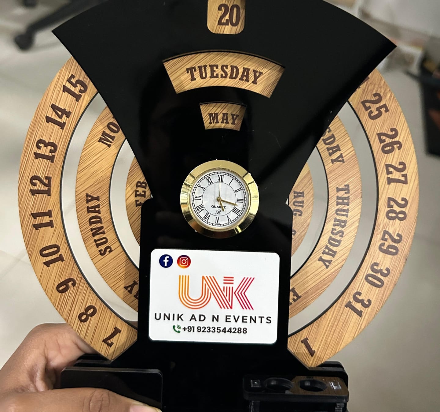 Customer photo review of Infinity Calendar | Best for Corporate Gifting | PrintMine.in