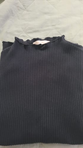 Nathaly P. review of Blusa Verbena Preta image 1 out of 1