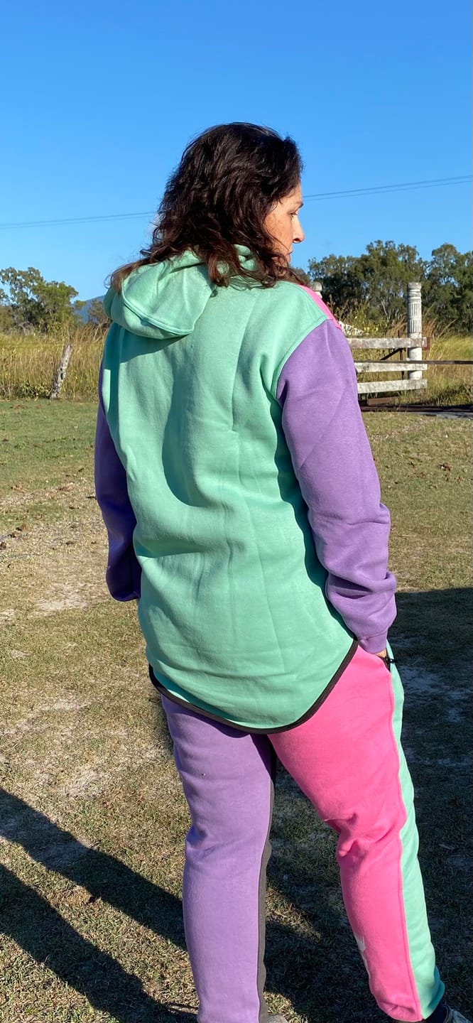 Customer photo review of Pastels | Half Zip Long Tail Hoody