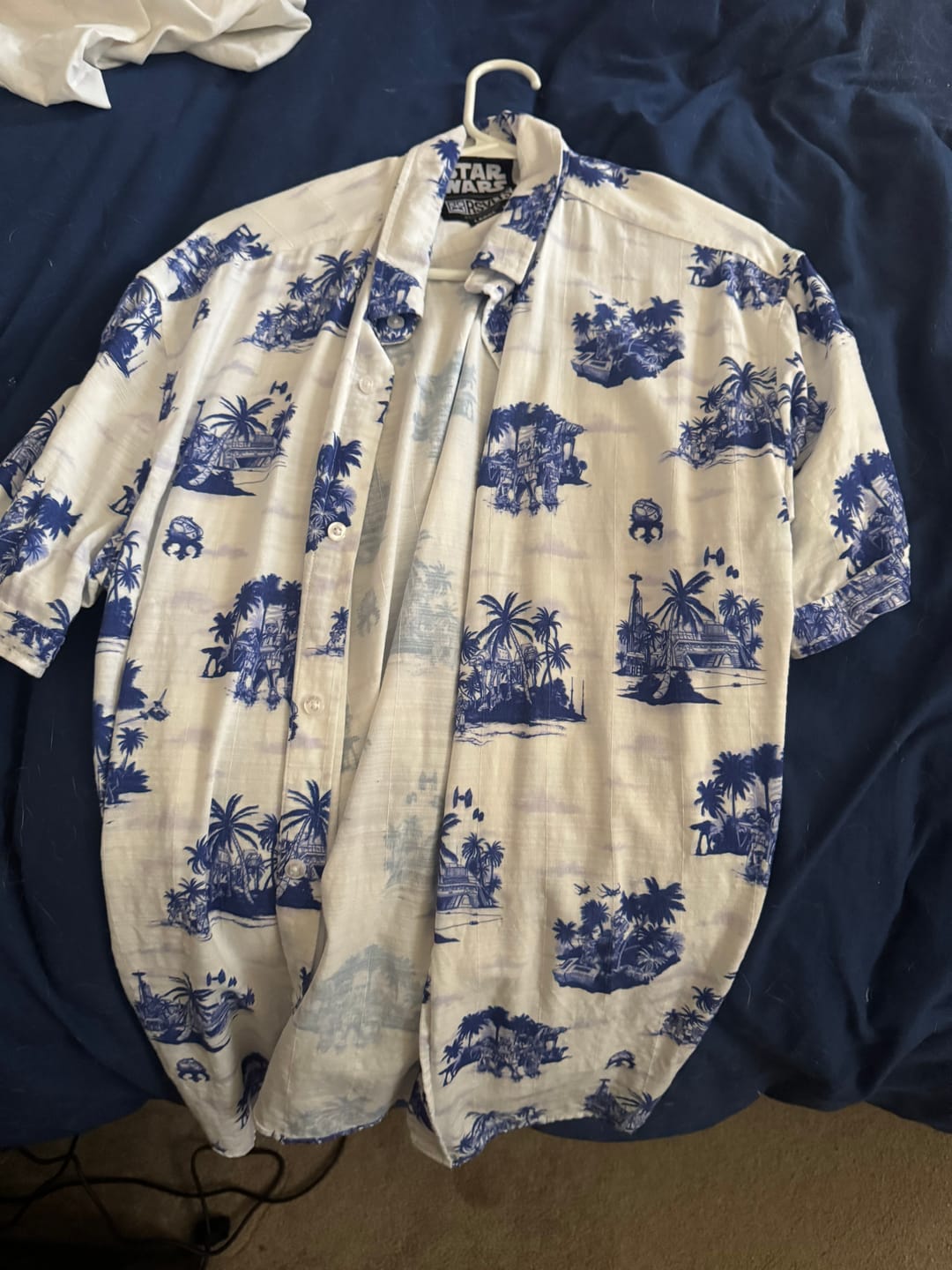Customer photo review of Star Wars™ "Tide of the Battle" – Bamboo Short Sleeve Shirt