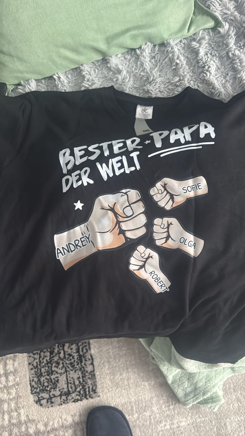 Customer photo review of Bester Papa Ever - Personalisiertes T-Shirt für Papa dunkel