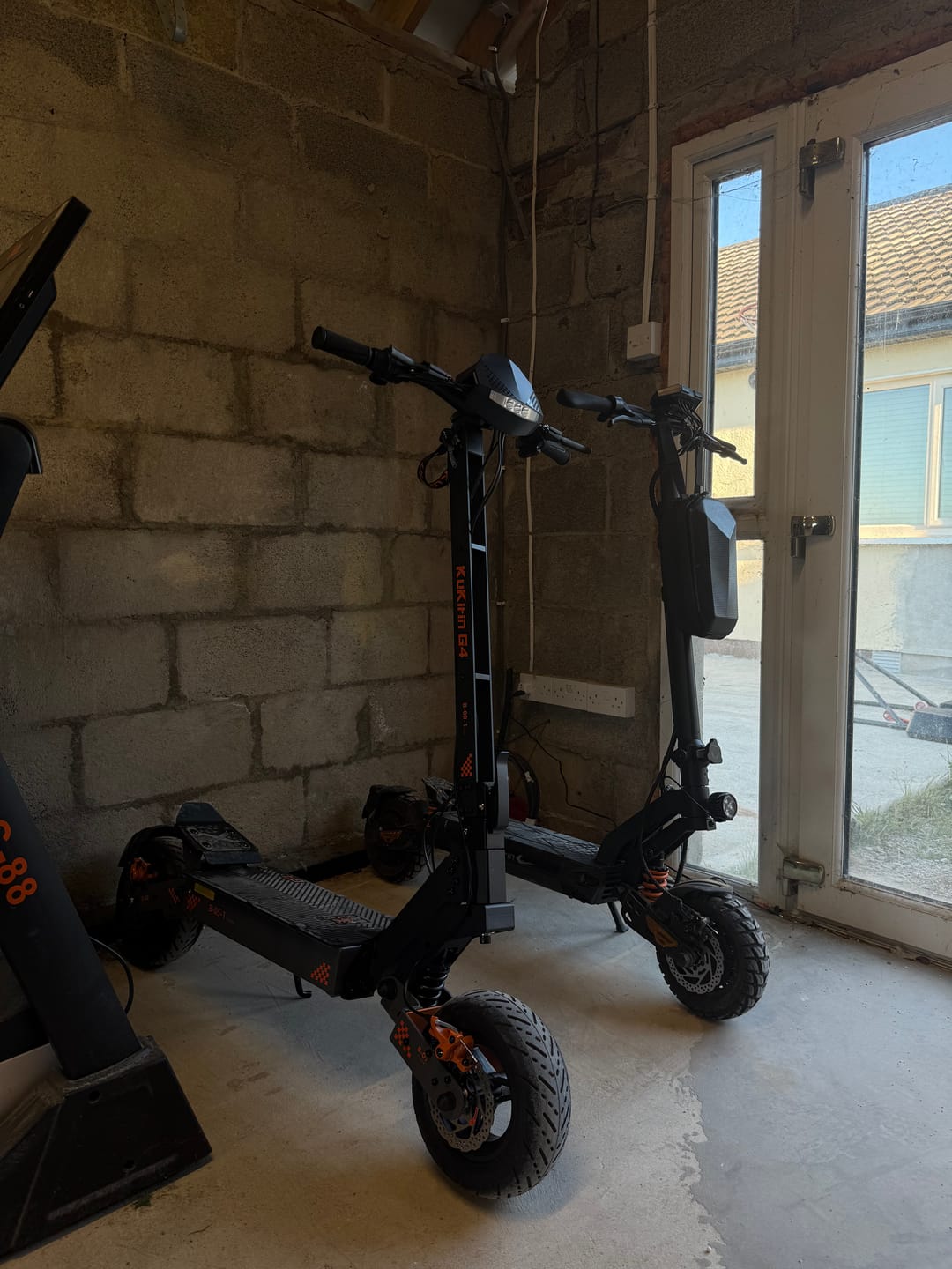 Customer photo review of KuKirin G4 Electric Scooter