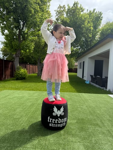 Customer photo review of Strongman throwing bags