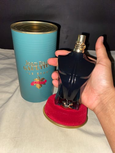 Reseña con foto de un cliente sobre Perfume Jean Paul Gaultier Le Beau Le Parfum EDP