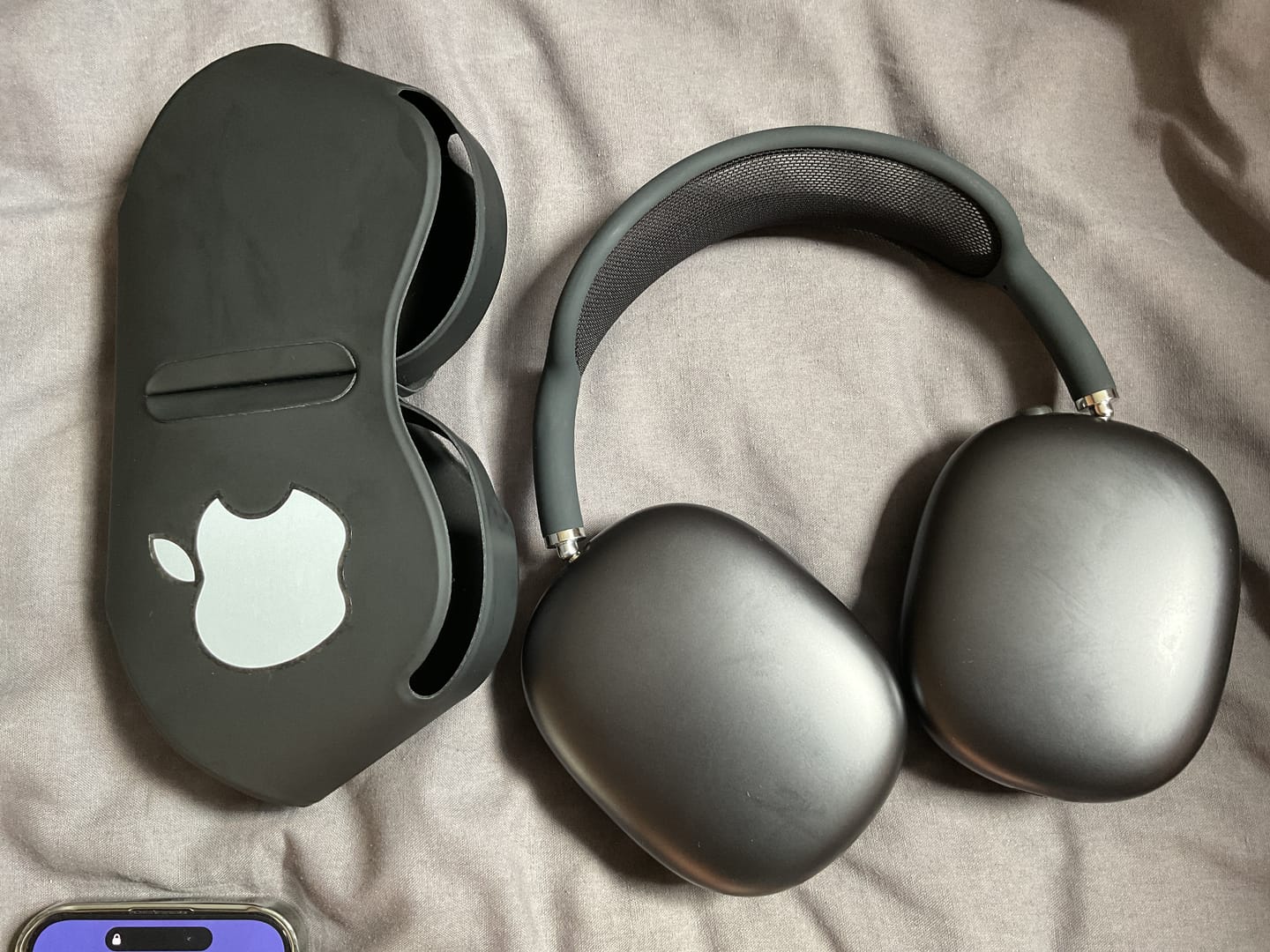 Customer photo review of AliPods Max