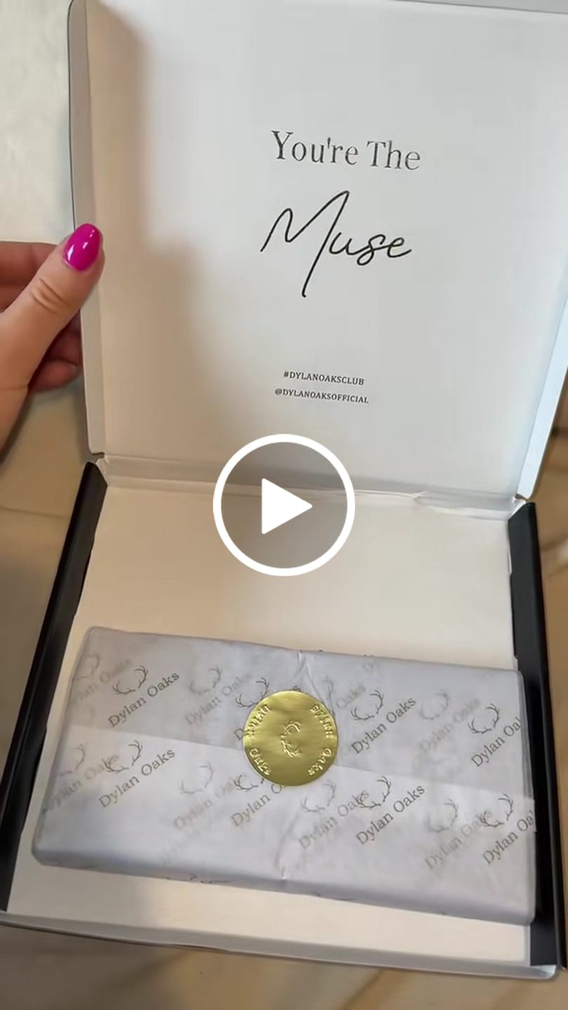 Customer video review of Personalised Matching Set 3cm Letter Bar & Engraved Bracelet in Gold