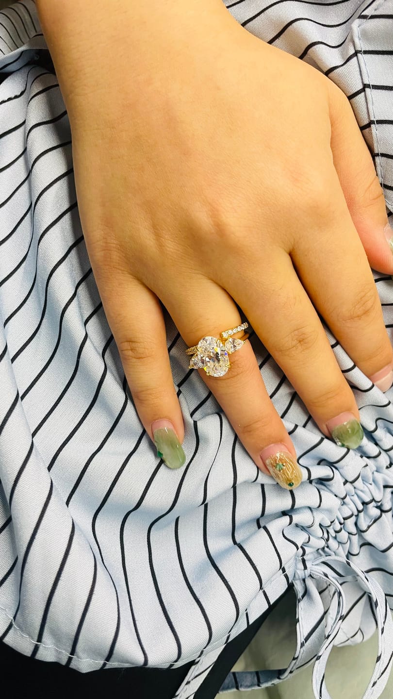 Customer photo review of S925 Unique 4.0Ct Oval Cut Insert Wedding Ring Set For Women In Sterling Silver