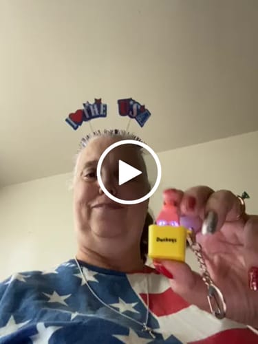 Customer video review of Quackey - Fidget Toy that Quacks!
