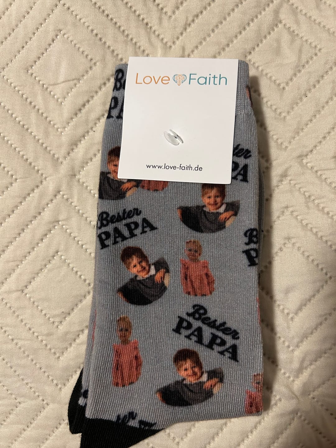 Customer photo review of Bester Papa - Personalisierte Socken für die Familie mit Foto