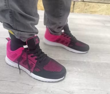 Customer photo review of Ortho Sport Max Zapatillas ortopédicas para el dolor de pies
