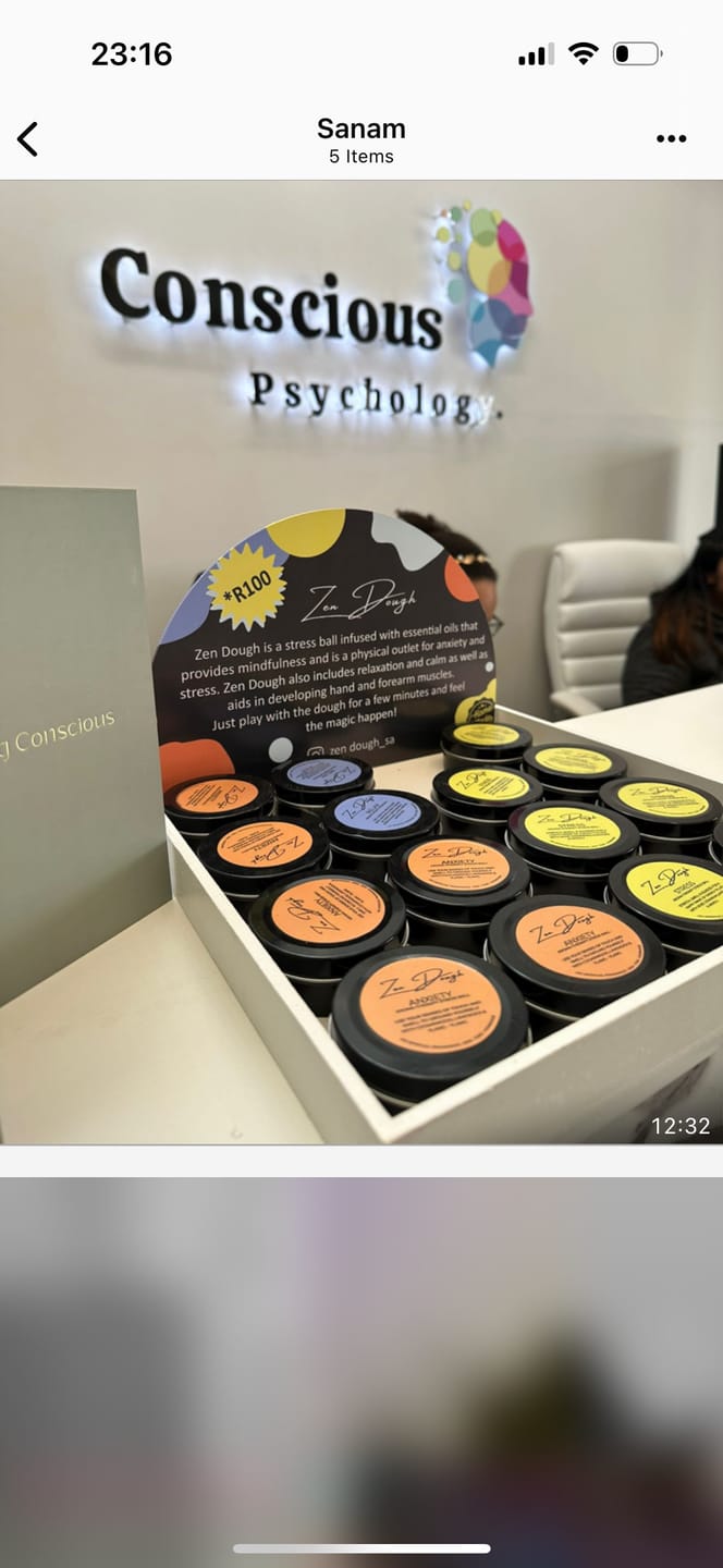 Customer photo review of 90 ml Tin Container with Lid (75 grams) - Black