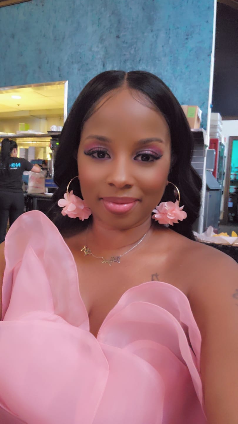 Customer photo review of Sensationnel Butta Lace HD Lace Wig - BUTTA UNIT 34