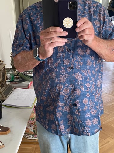 Customer photo review of Chemise à manches courtes en coton respirant à motif floral vintage pour homme