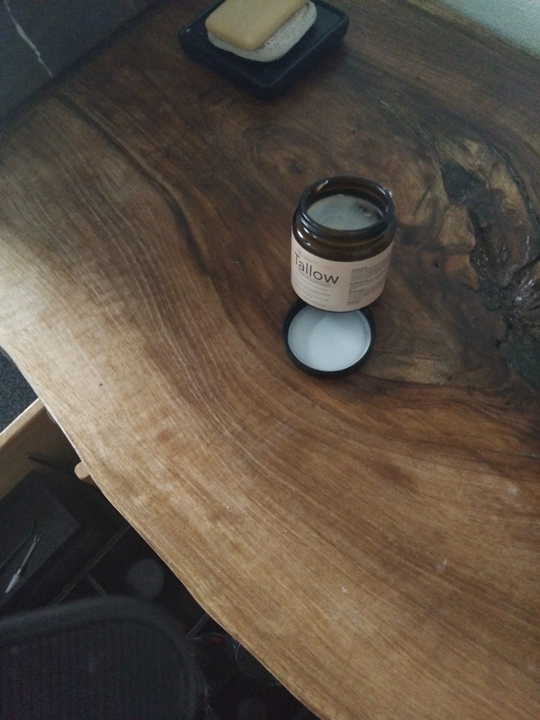 Customer photo review of Tallow Rindertalg - 100% natürliche Hautpflege - Beef Tallow (Talg) Creme von deutschen Rindern aus freier und artgerechter Weidehaltung - Mit Vitamin E und ohne Zusatzstoffe (1 x 120ml, Unparfümiert)