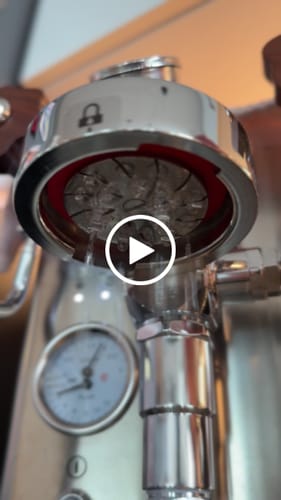 Customer video review of PESADO HD - High Diffusion Shower Screen