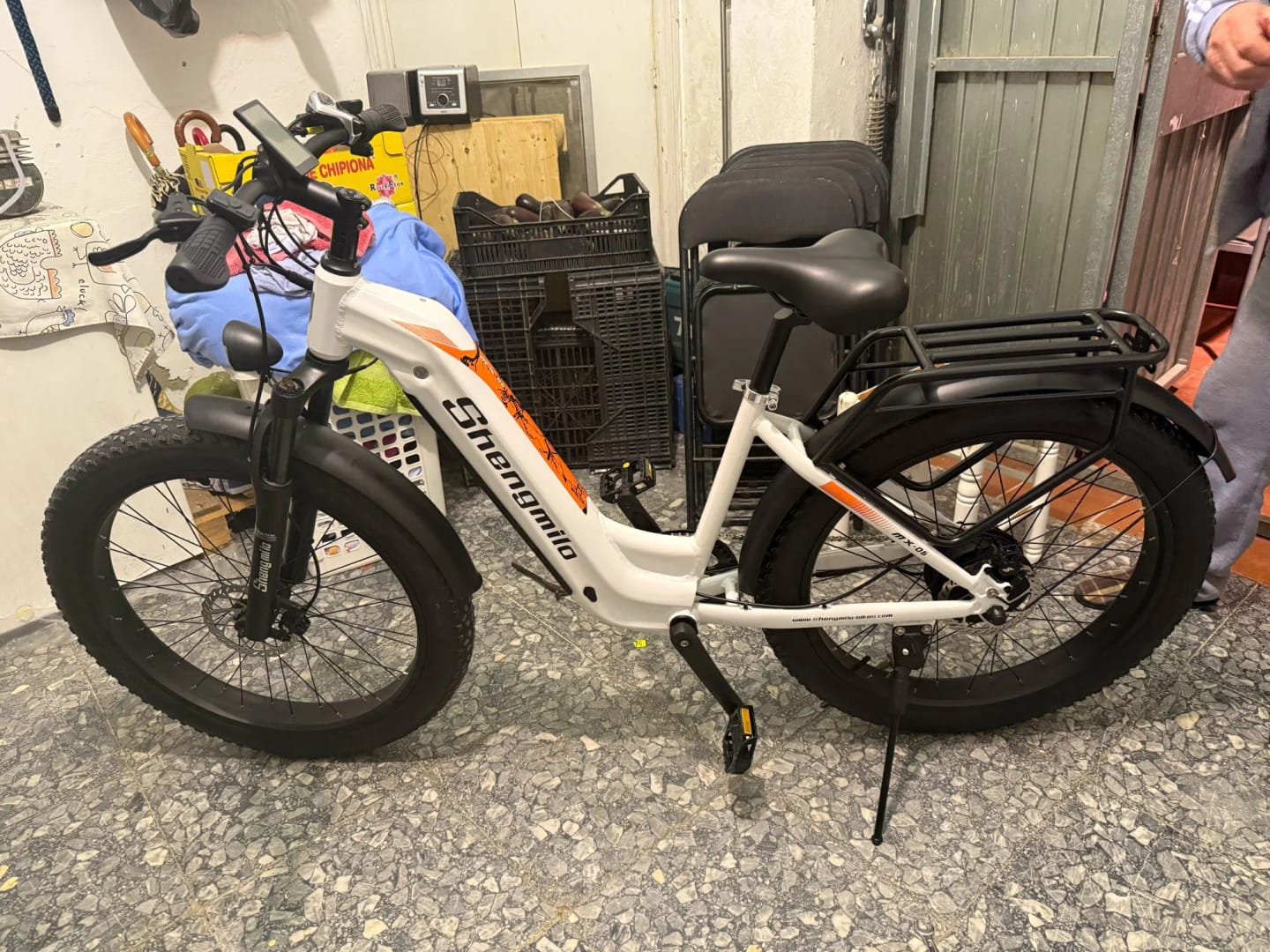 Customer photo review of Shengmilo MX06 48V17.5AH 26 Inch Fat Tyre City Electric Bike Men's E-Mountain Ebike Snowmobile e bike 1000W motor E-bike