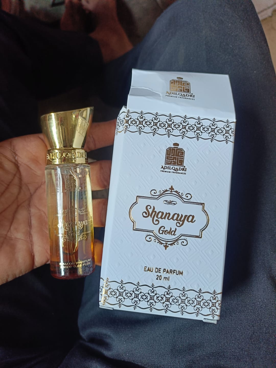 Customer photo review of Shanaya Gold Perfume Spray