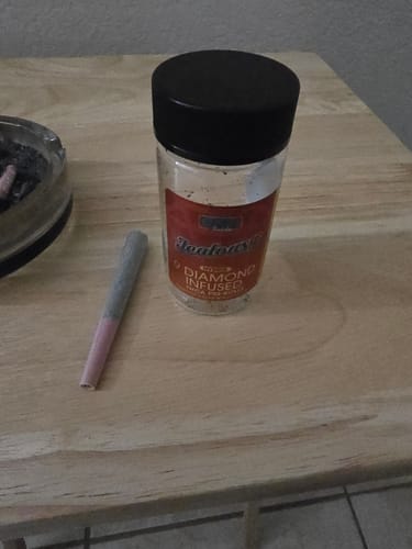 Customer photo review of Cali Fields — Jealousy Diamond Infused THCA Pre-Rolls (Hybrid)