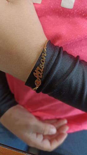 Customer photo review of Bracelet prénom personnalisé en acier inoxydable