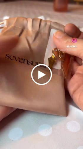 Customer video review of Palestine Earrings