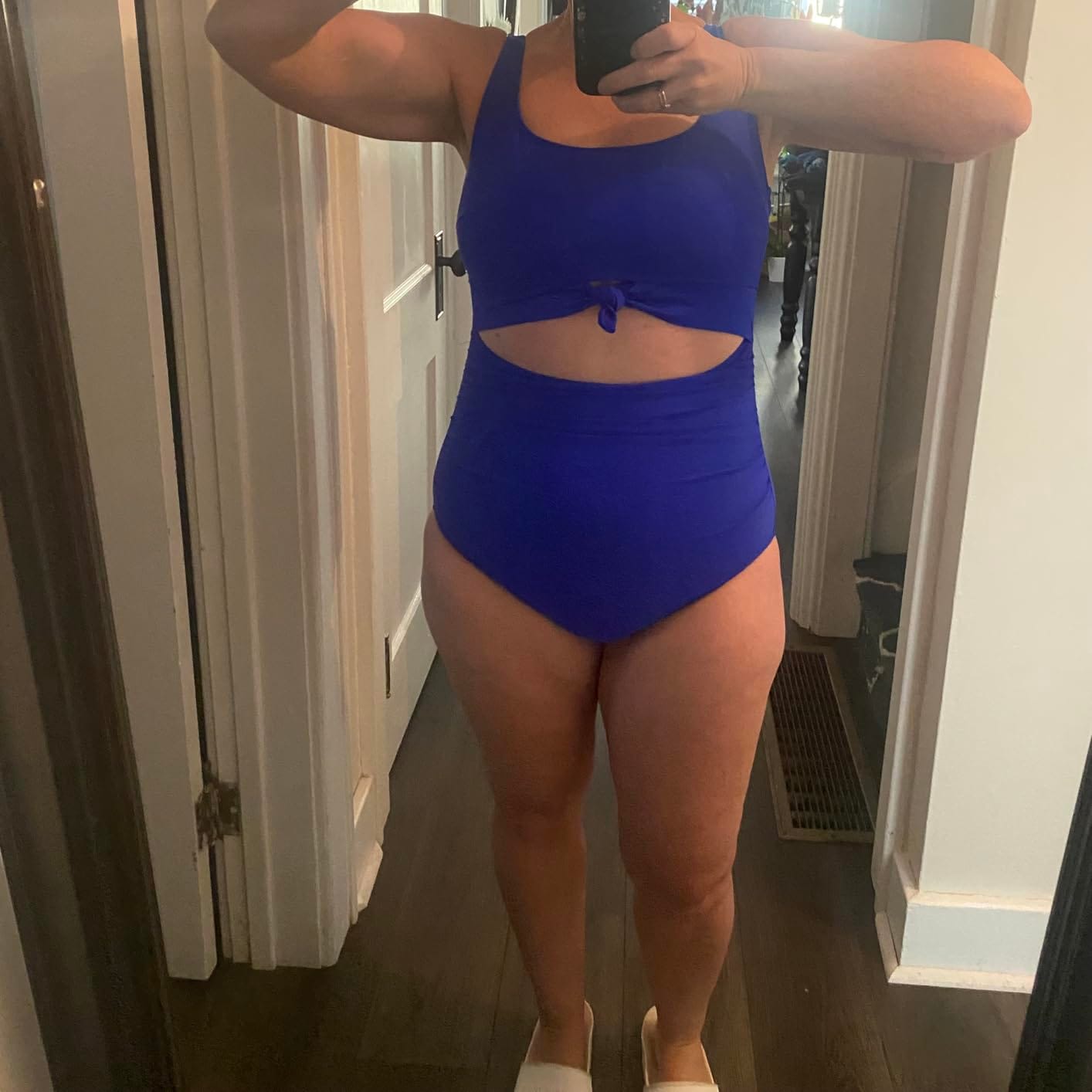 Customer photo review of Emoswimsuit - Women's One Piece Swimsuit Tummy Control Slimming Bathing Suit Cutout Tie Knot Swimwear