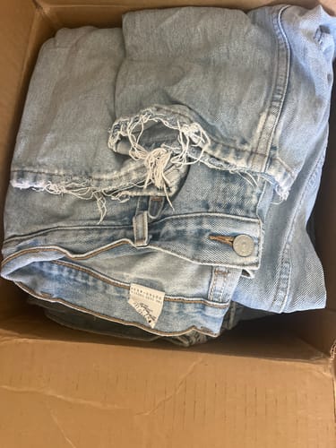 Customer photo review of Wholesale Mens Levis Jeans