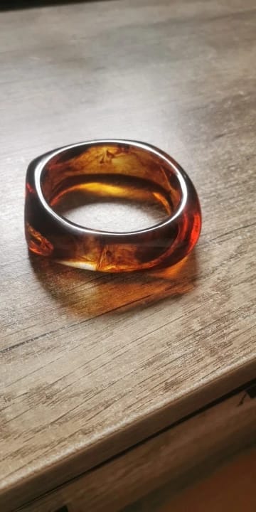 Customer photo review of Resin Acrylic Bangles Irregular Geometric Charms — Gold | KIMLUD