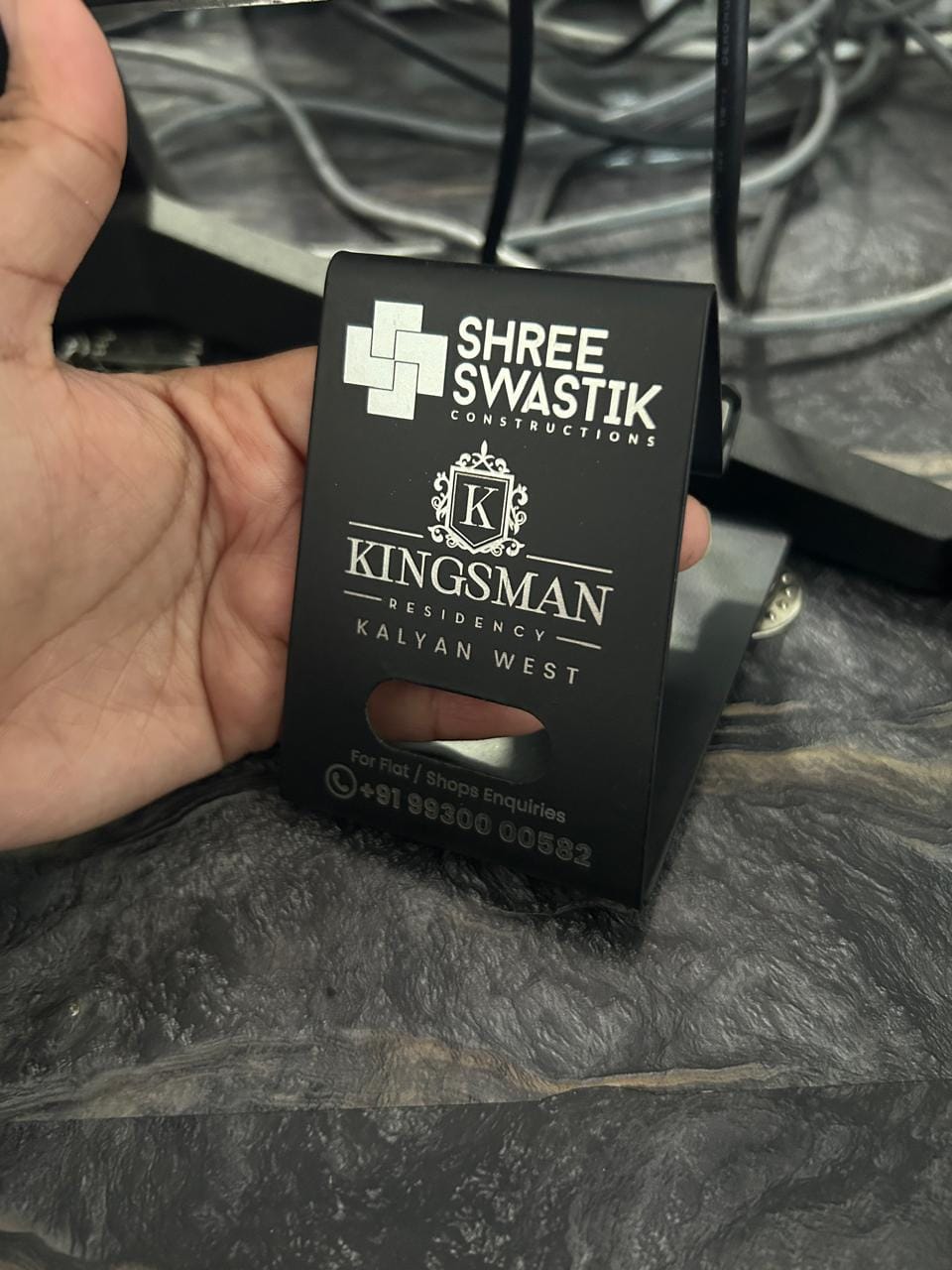 Customer photo review of Premium Mobile Stand | Best for Corporate Gifting | PrintMine.in