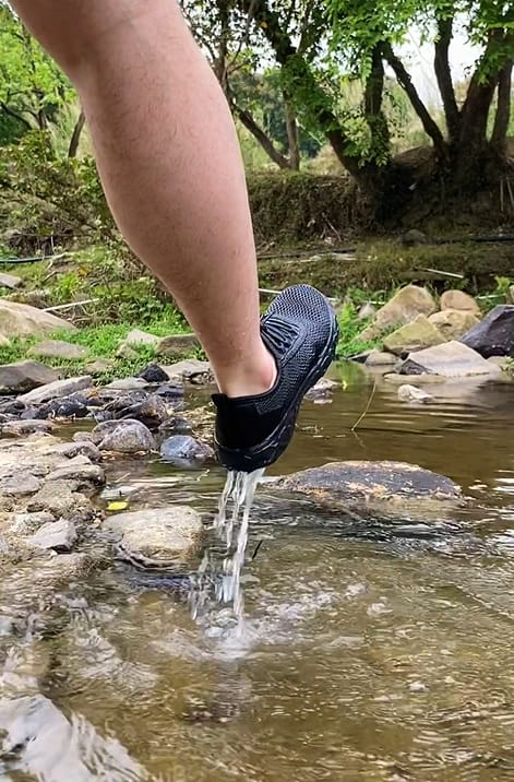 Customer photo review of Aleader Men's Xdrain Classic Knit 3.0 Water Shoes
