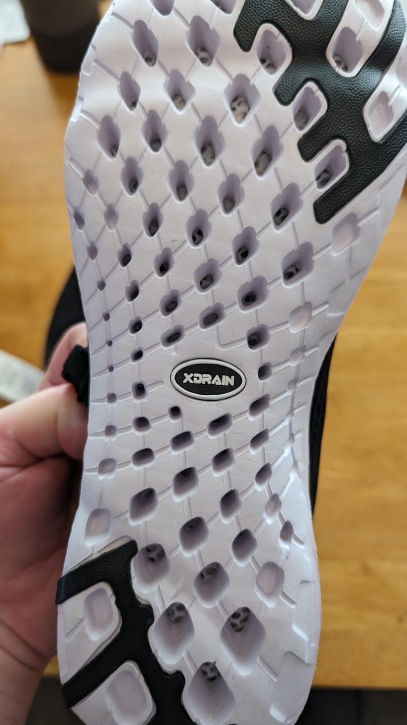 Customer photo review of Aleader Men's Xdrain Classic Knit 3.0 Water Shoes
