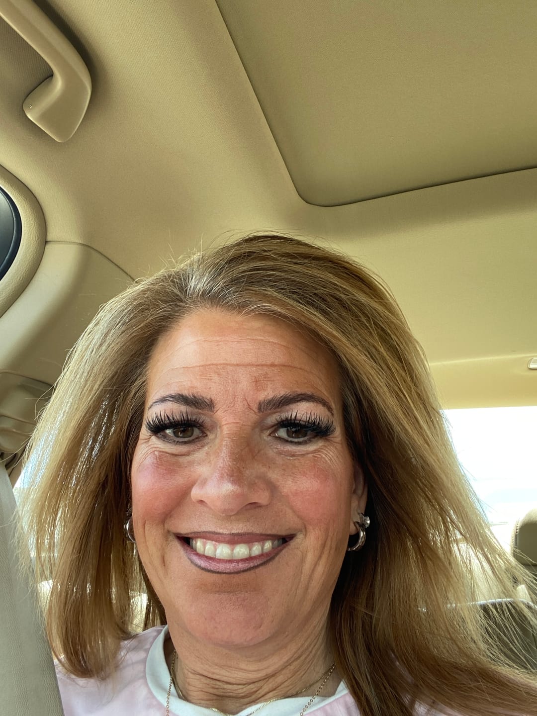 Customer photo review of 30 Day Hair Goals Supplement Bundle