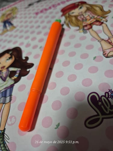 Customer photo review of Bolígrafos en forma de Zanahoria, 3 piezas