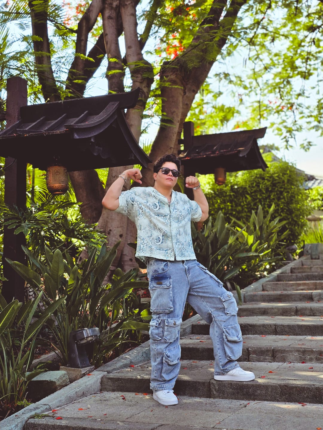 Customer photo review of 4093 - Mosaic Linen Button-Ups