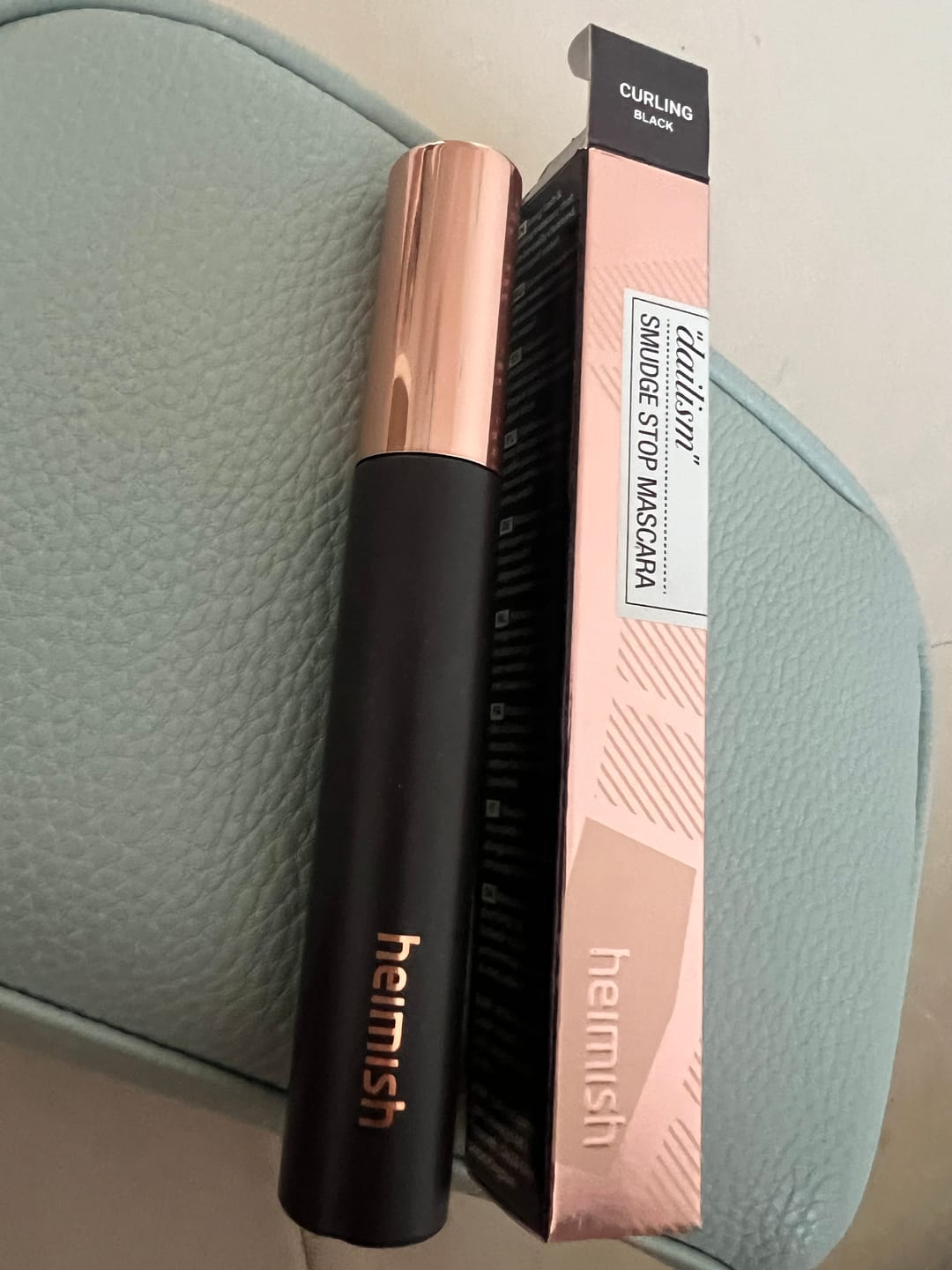 Customer photo review of Pagarinoša skropstu tuša Heimish Dailism Smudge Stop Mascara