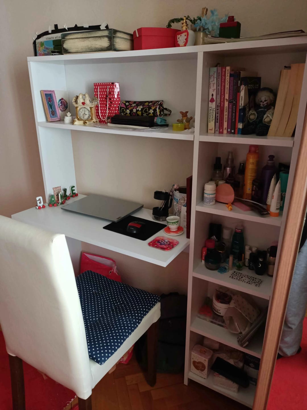 Customer photo review of Rani HA104 Kitaplıklı Raflı Bilgisayar Çalışma Masası Beyaz