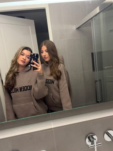 Customer photo review of KNIT HOODIE TAUPE