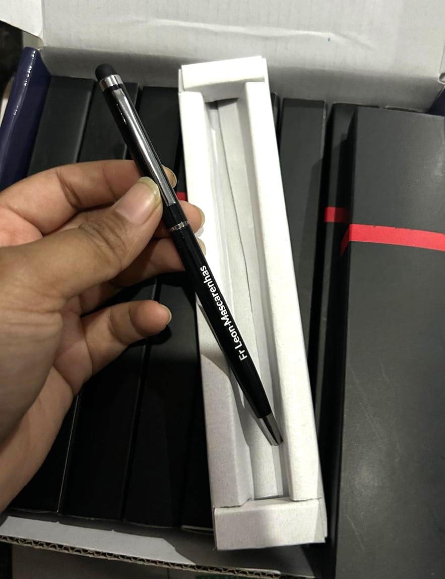 Customer photo review of Premium Metal Pen | Best Corporate Gift | PrintMine.in