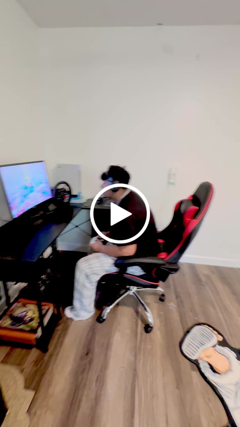 Customer video review of One Piece Luffy Gear Fourth Rug