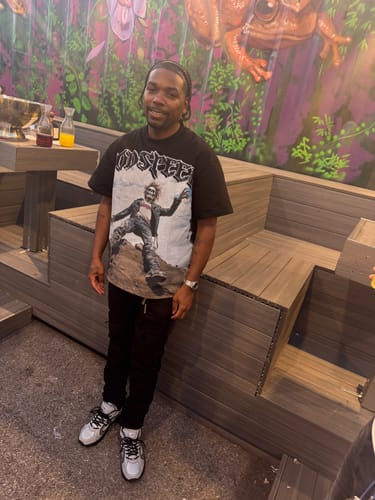 Customer photo review of Godspeed Rocker Tee Washed Black